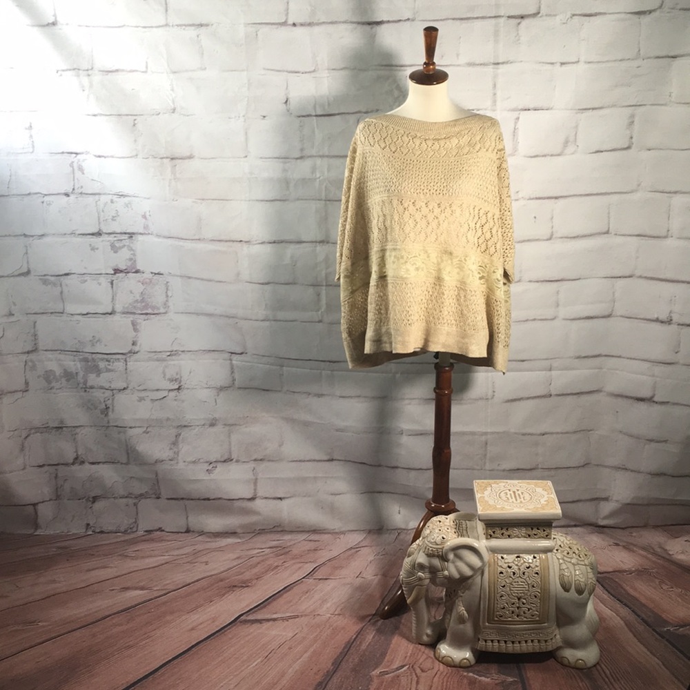 Anthropologie Moth Button Back Oversized Crochet … - image 2